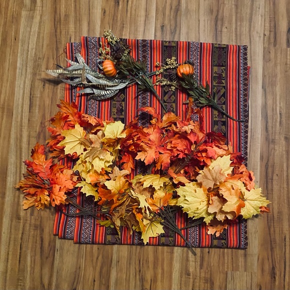 Bundle Autumn Floral Artificial Flower 🍁 Bunches (14 Total Bunches) - Picture 4 of 16